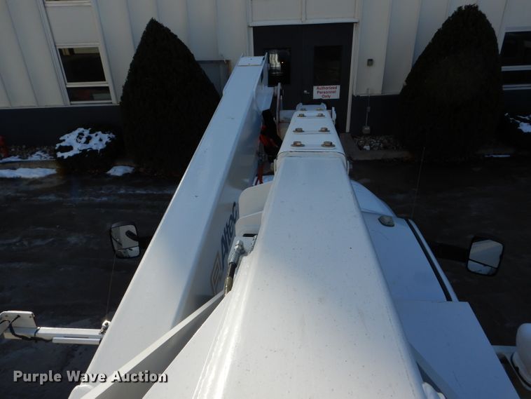 image for item DH6975 2011 Dodge Ram 5500HD bucket truck