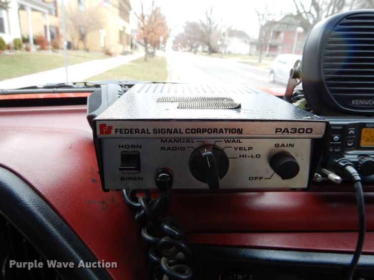 image for item DH6977 1987 Ford F350 Custom fire truck