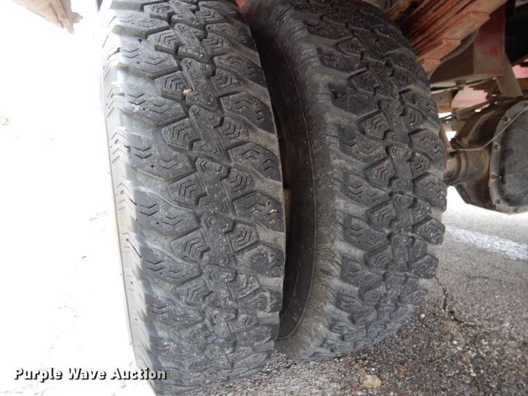 image for item DH6977 1987 Ford F350 Custom fire truck