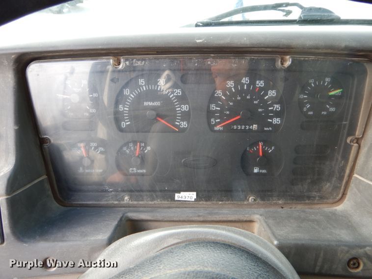 image for item DH6978 2001 Sterling L-Line dump truck