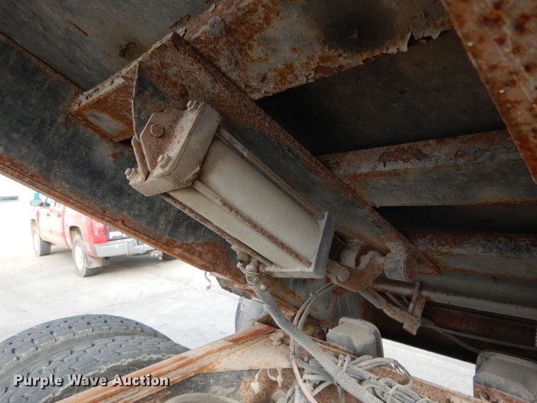 image for item DH6978 2001 Sterling L-Line dump truck