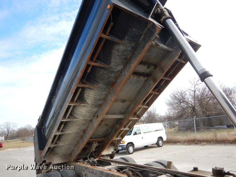 image for item DH6978 2001 Sterling L-Line dump truck