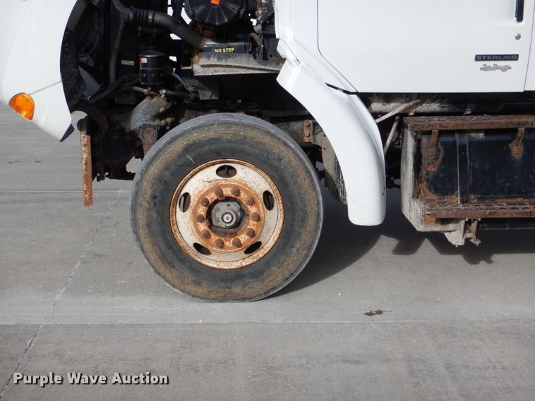 image for item DH6978 2001 Sterling L-Line dump truck