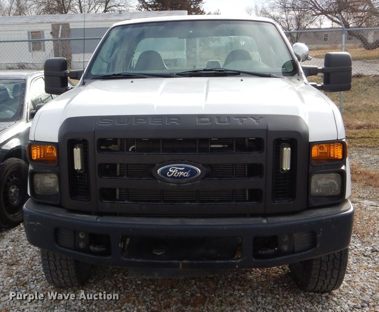 image for item DH6979 2008 Ford F250 Super Duty pickup truck