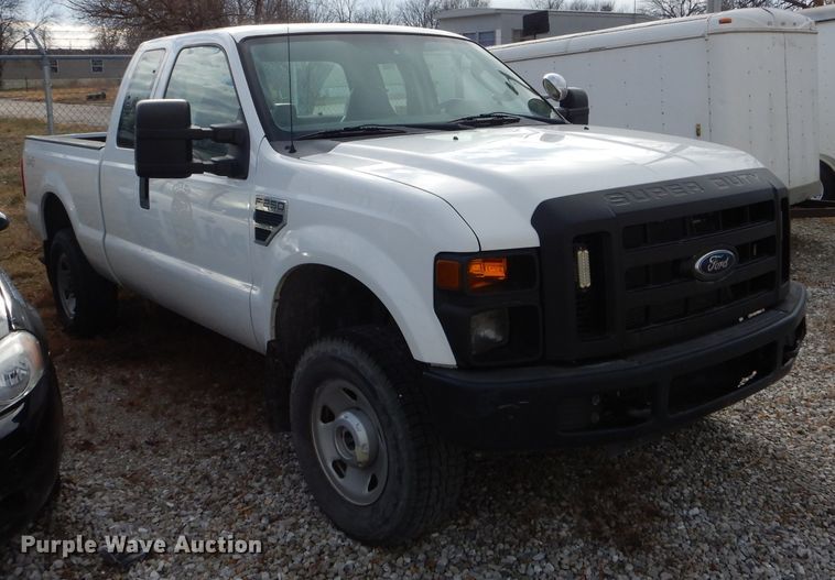 image for item DH6979 2008 Ford F250 Super Duty pickup truck