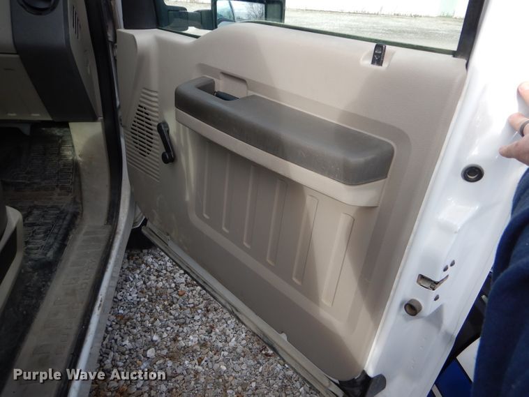 image for item DH6979 2008 Ford F250 Super Duty pickup truck