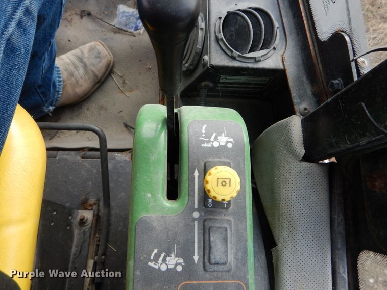 image for item DH6980 John Deere 1565 lawn mower