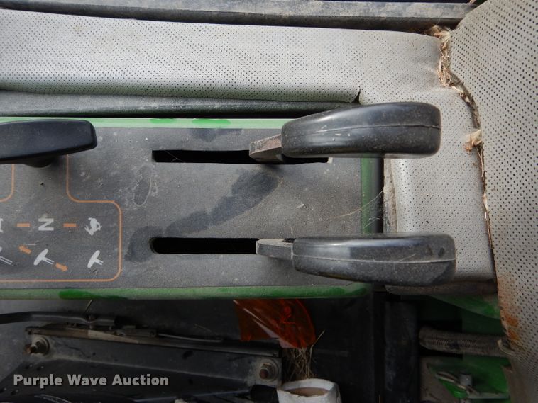 image for item DH6980 John Deere 1565 lawn mower