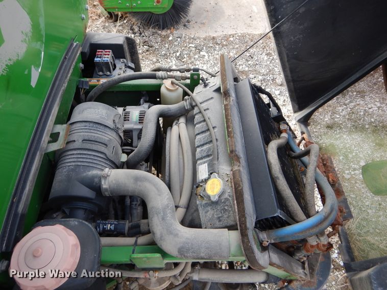 image for item DH6980 John Deere 1565 lawn mower