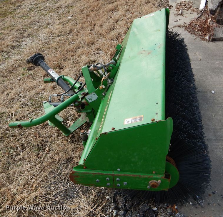 image for item DH6980 John Deere 1565 lawn mower