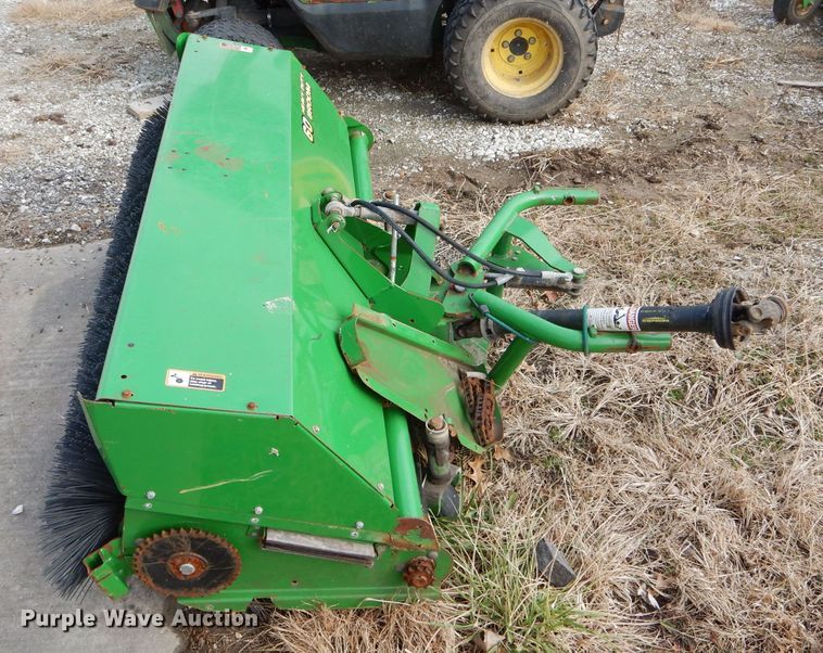 image for item DH6980 John Deere 1565 lawn mower