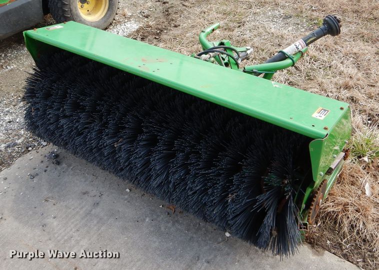 image for item DH6980 John Deere 1565 lawn mower