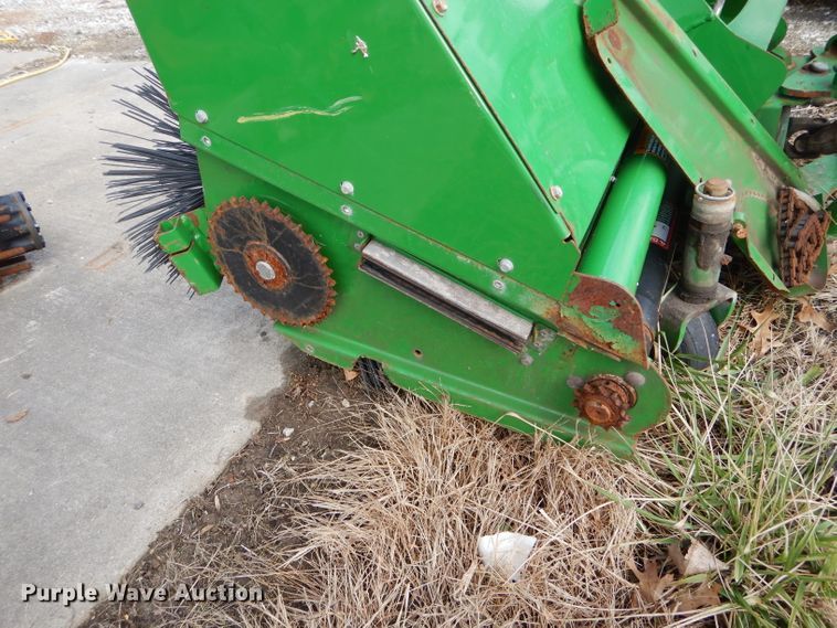 image for item DH6980 John Deere 1565 lawn mower