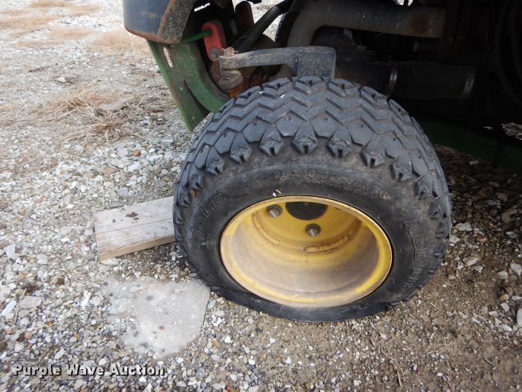 image for item DH6980 John Deere 1565 lawn mower