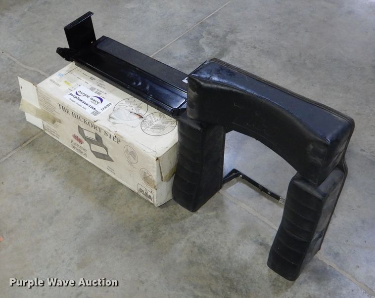 image for item DH6983 Hickory springs step and walk-away backrest