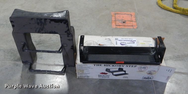 image for item DH6983 Hickory springs step and walk-away backrest