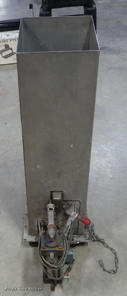 image for item DH6984 Stainless steel 10" dump valve