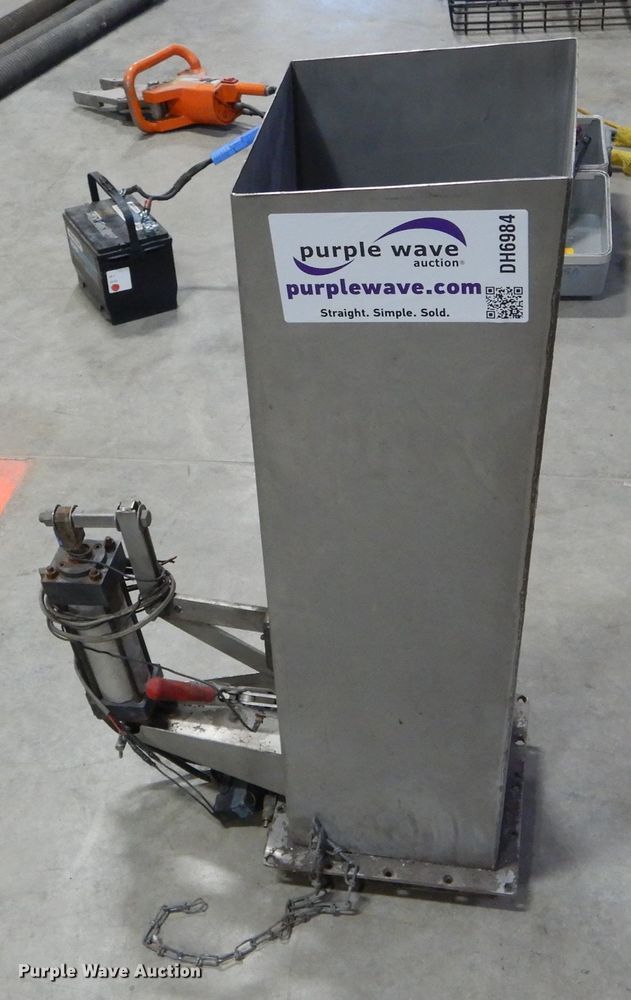 image for item DH6984 Stainless steel 10" dump valve