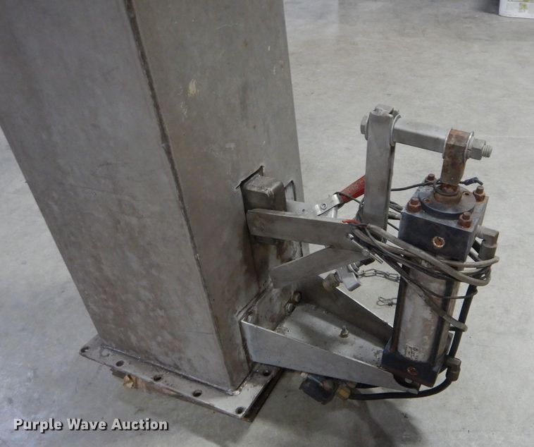 image for item DH6984 Stainless steel 10" dump valve