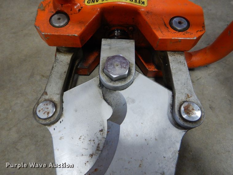 image for item DH6986 Kinman spreader and cutter extraction tool