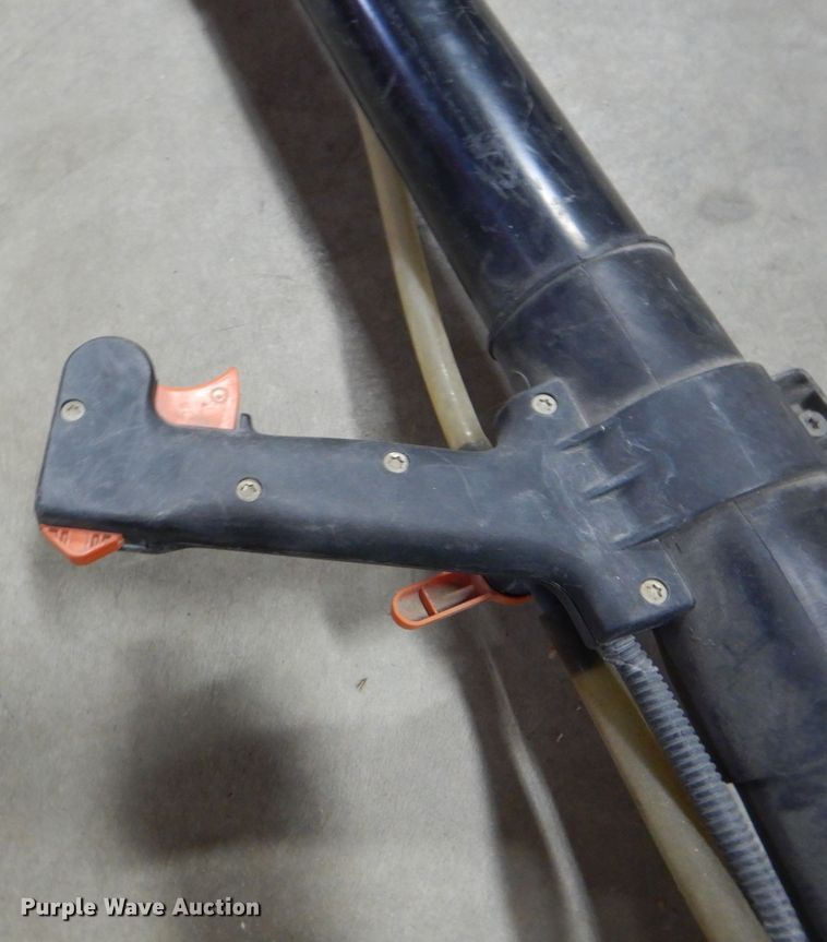 image for item DH6989 Stihl SR400 backpack blower