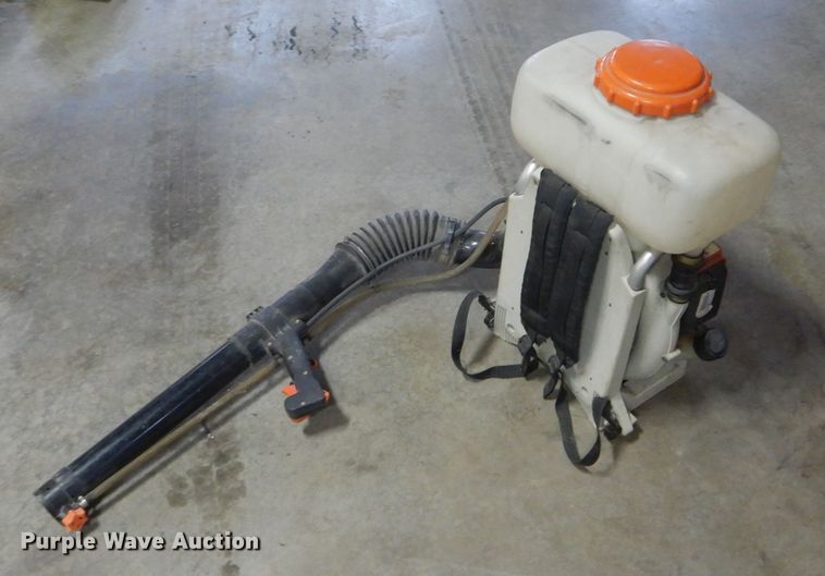 image for item DH6990 Stihl SR400 backpack blower