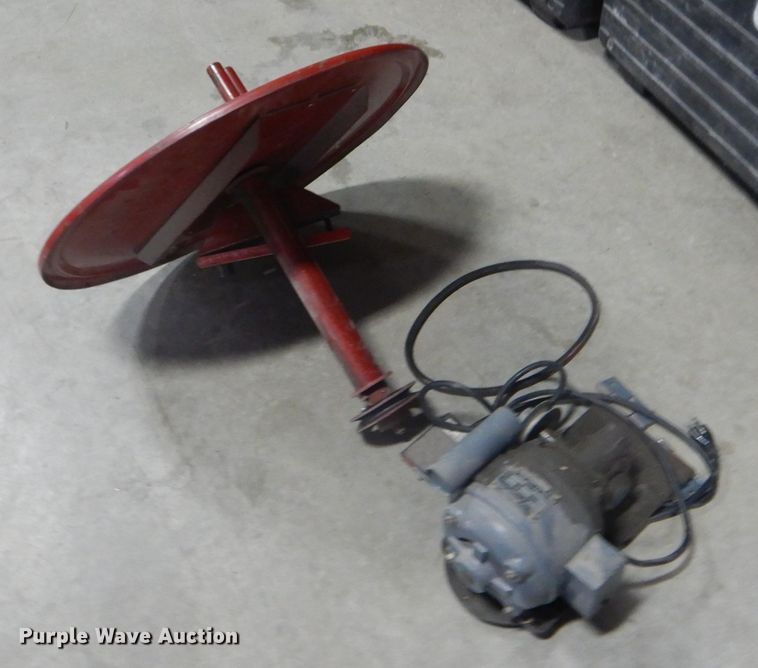 image for item DH6994 Shop built hose roller