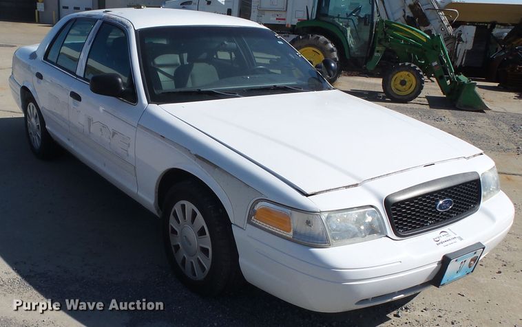 image for item DH7758 2009 Ford Crown Victoria Police Interceptor