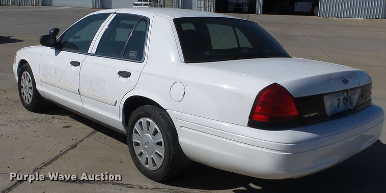 image for item DH7758 2009 Ford Crown Victoria Police Interceptor