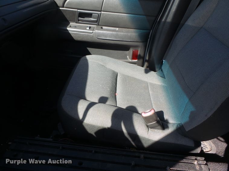 image for item DH7758 2009 Ford Crown Victoria Police Interceptor