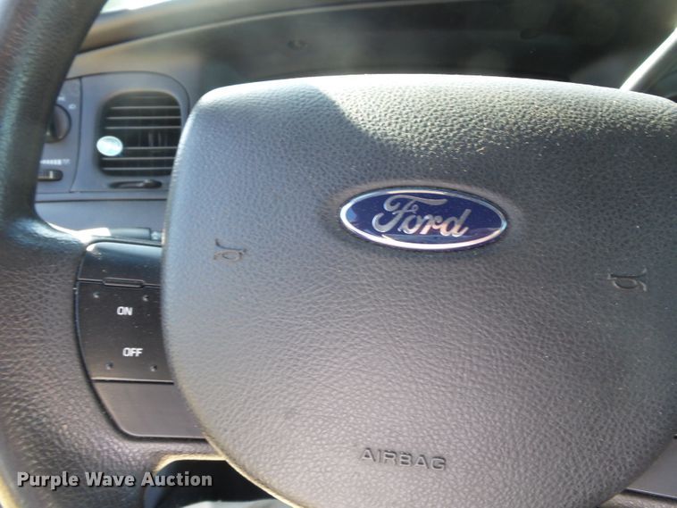 image for item DH7758 2009 Ford Crown Victoria Police Interceptor