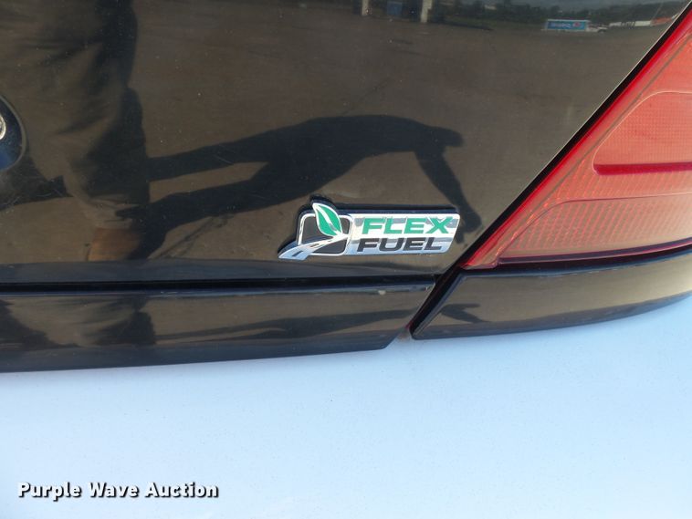 image for item DH7758 2009 Ford Crown Victoria Police Interceptor