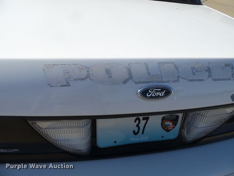 image for item DH7758 2009 Ford Crown Victoria Police Interceptor