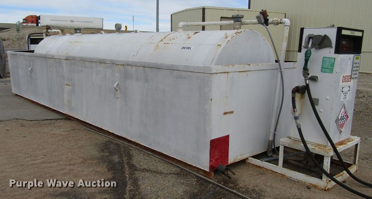 image for item DH8327 Fuel tank