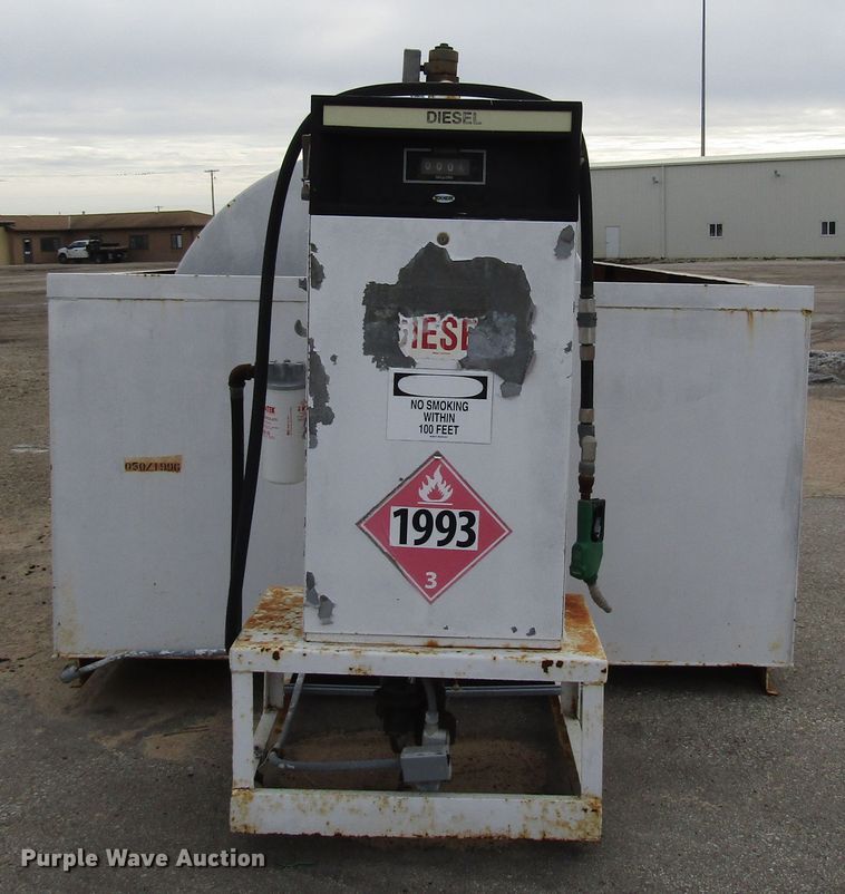 image for item DH8327 Fuel tank