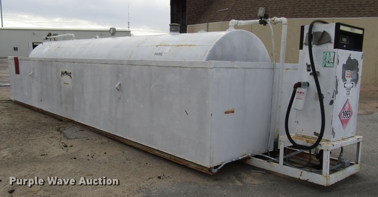 image for item DH8327 Fuel tank