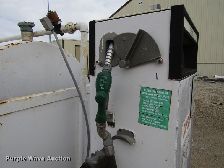 image for item DH8327 Fuel tank