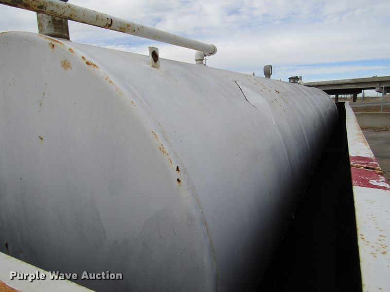 image for item DH8327 Fuel tank