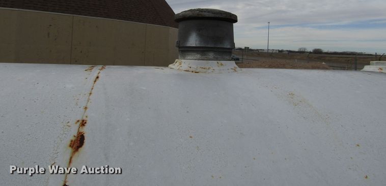 image for item DH8327 Fuel tank