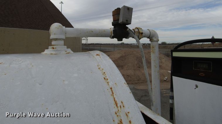 image for item DH8327 Fuel tank