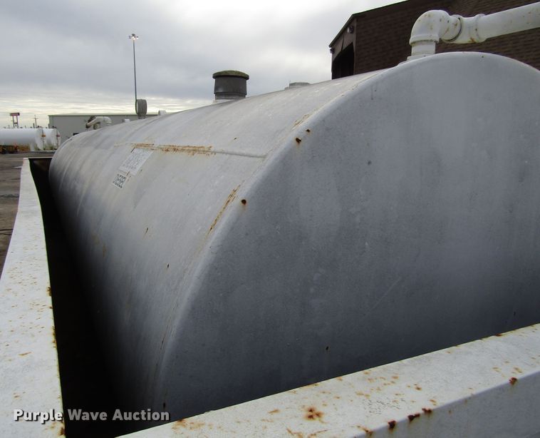 image for item DH8327 Fuel tank