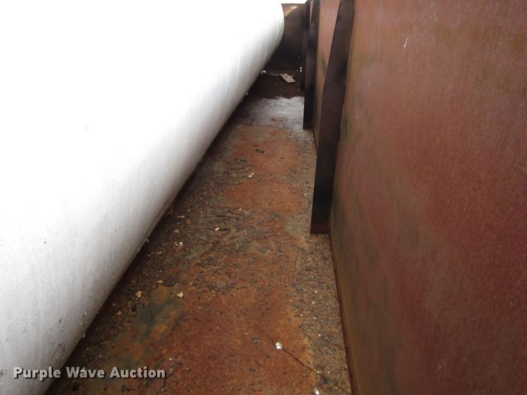 image for item DH8327 Fuel tank