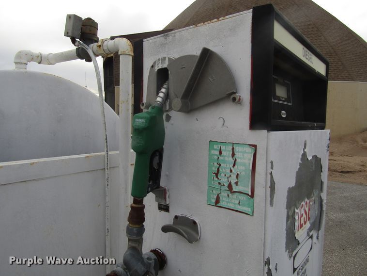 image for item DH8327 Fuel tank