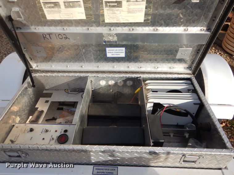 image for item DI9168 2003 Kustom Signals radar trailer