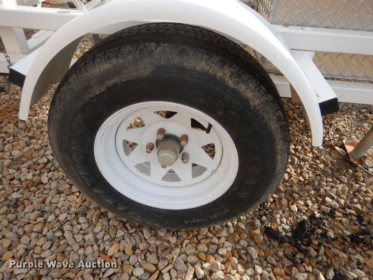 image for item DI9168 2003 Kustom Signals radar trailer