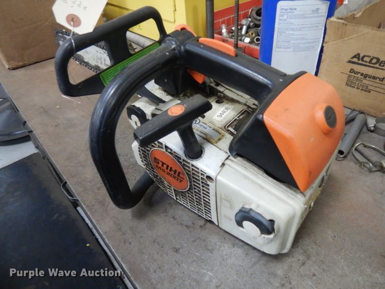 image for item ER9784 (4) chainsaws