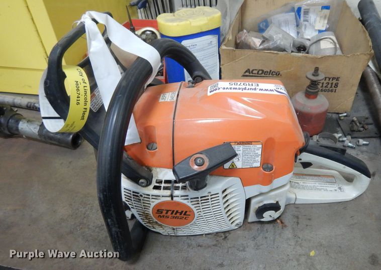 image for item ER9785 (2) Stihl chainsaws