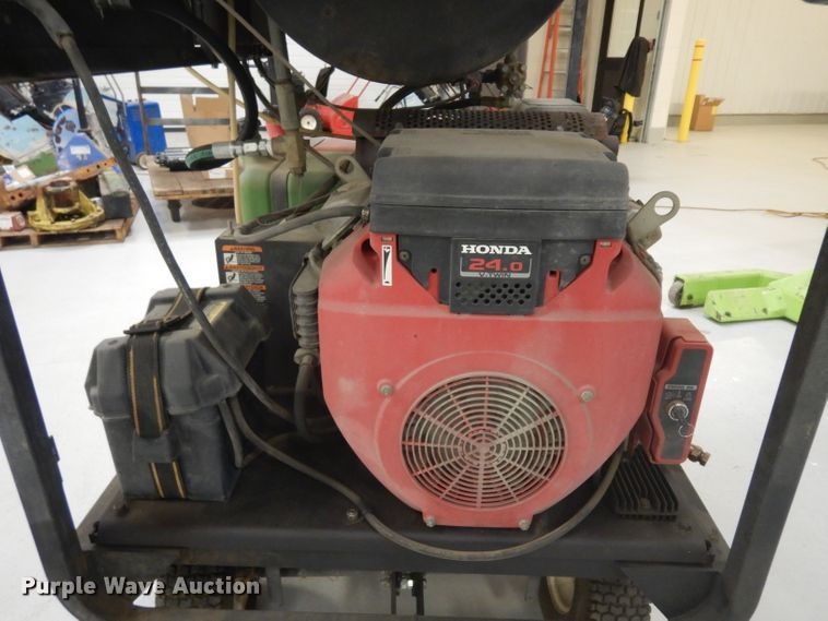 image for item ER9792 Mi-T-M 3506 hot pressure washer