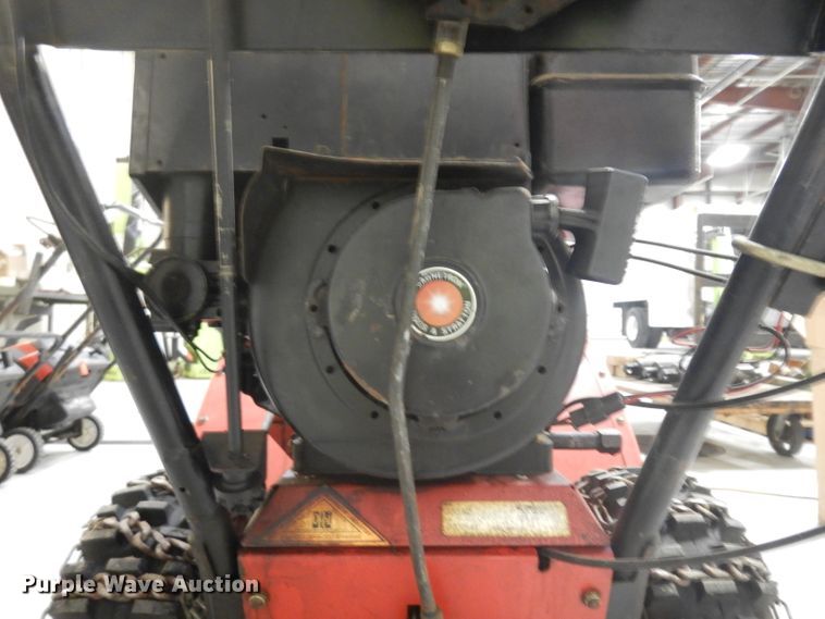 image for item ER9796 Toro Powershift 1132 snow blower