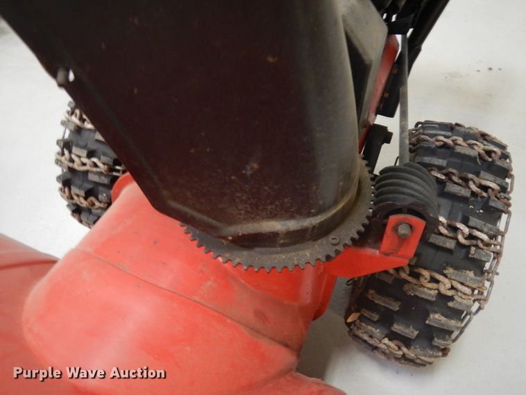 image for item ER9796 Toro Powershift 1132 snow blower